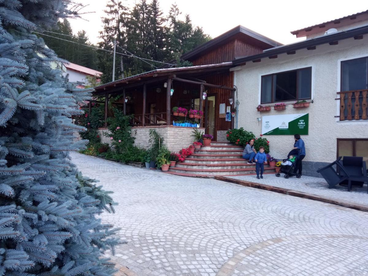 Guest House Caracas Lorica Dış mekan fotoğraf