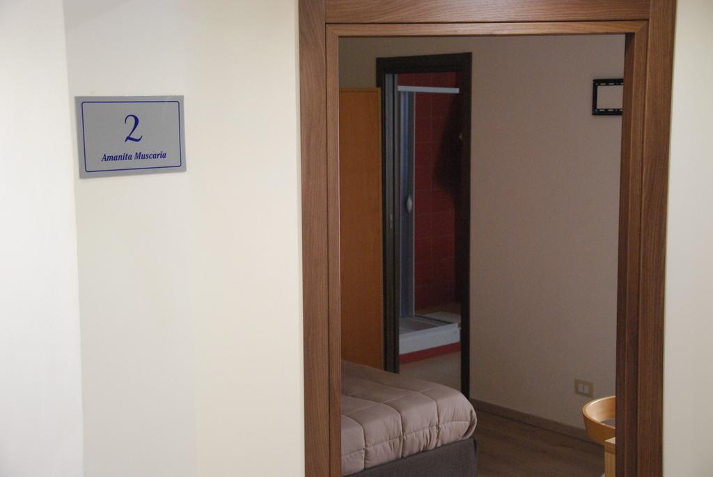 Guest House Caracas Lorica Dış mekan fotoğraf
