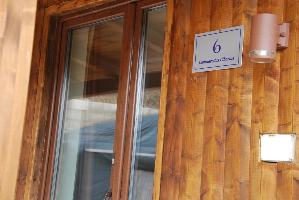 Guest House Caracas Lorica Dış mekan fotoğraf